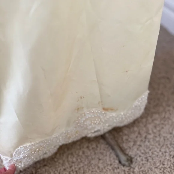 Vintage 1980s Demetrios Ivory Beaded Lace Wedding Gown w/ Detachable Train